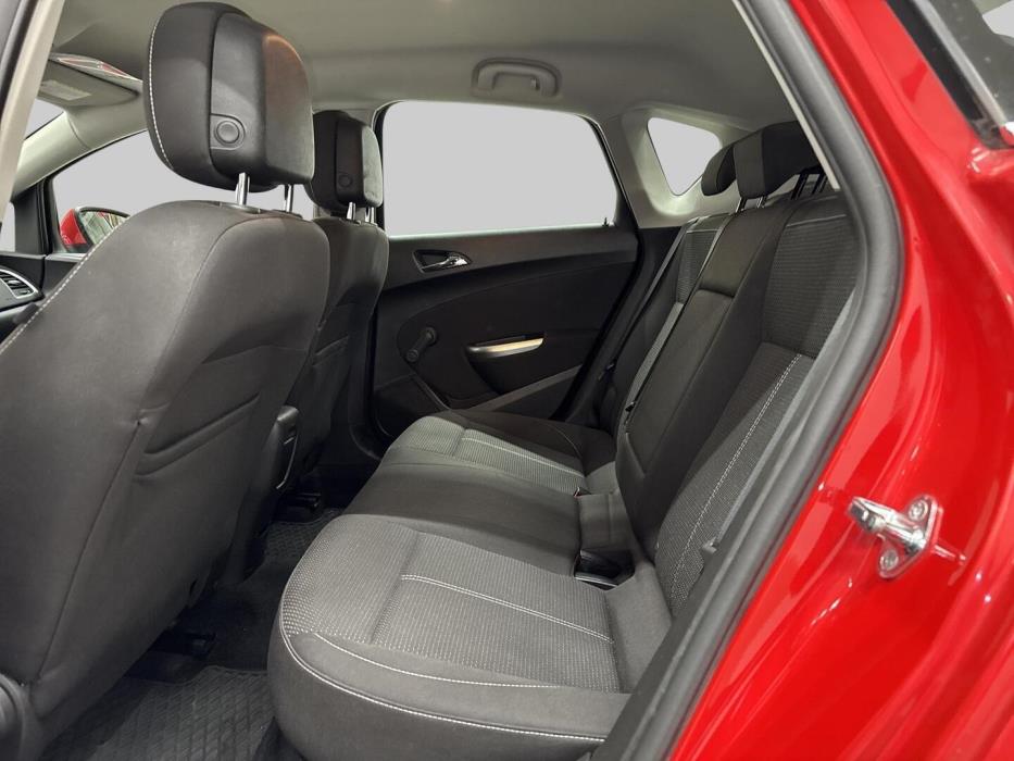 OPEL Astra 2010