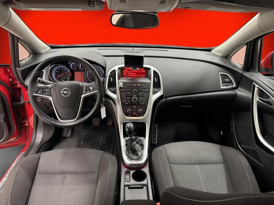 OPEL Astra 2010