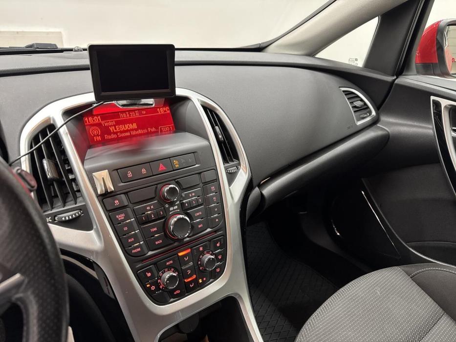 OPEL Astra 2010