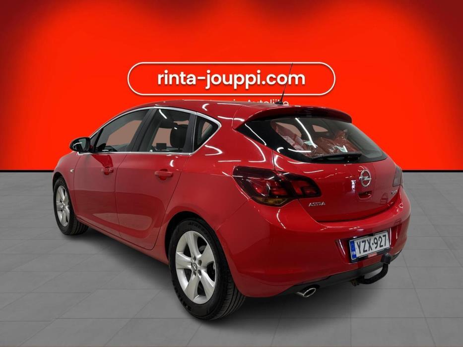 OPEL Astra 2010