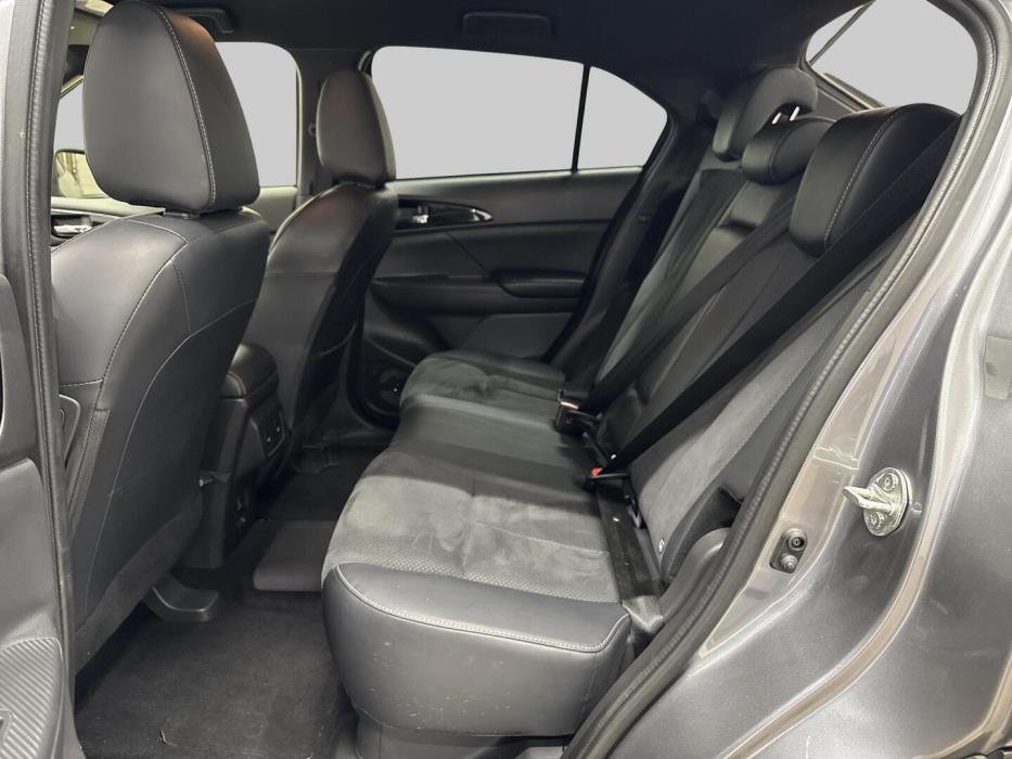 MITSUBISHI ECLIPSE CROSS 2024