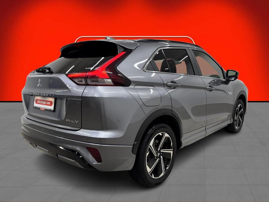 MITSUBISHI ECLIPSE CROSS 2024