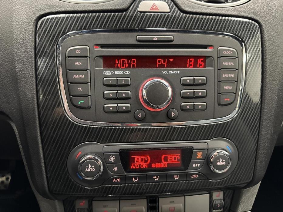 FORD Focus 2010