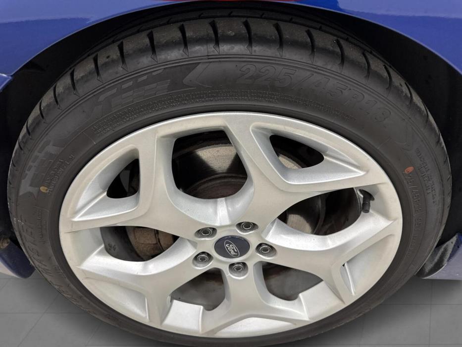 FORD Focus 2010