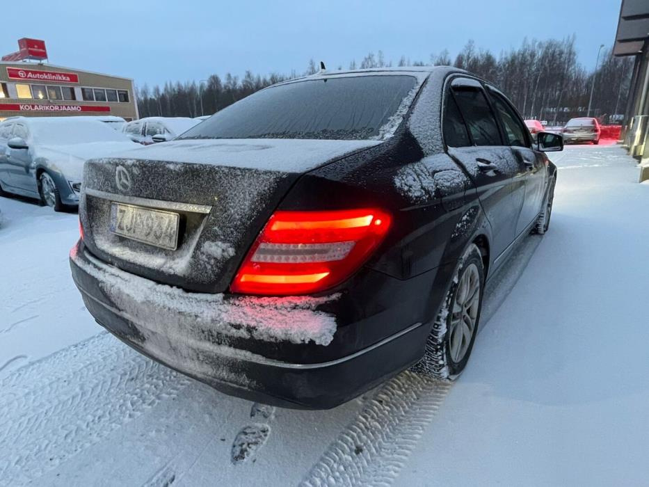 MERCEDES-BENZ C 2013