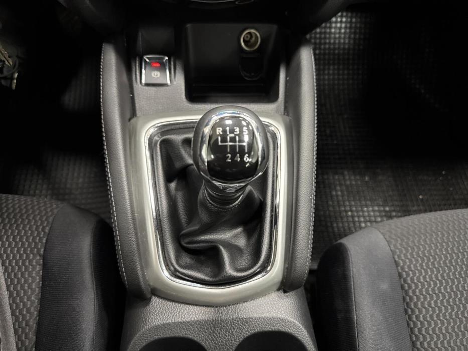 NISSAN Qashqai 2014