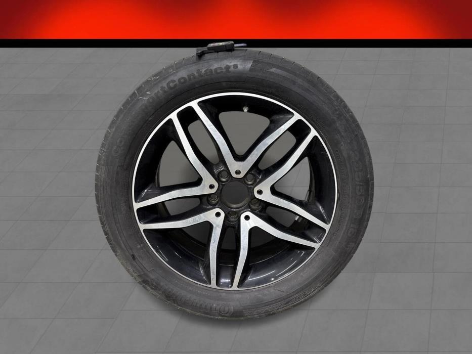 MERCEDES-BENZ GLA 2016