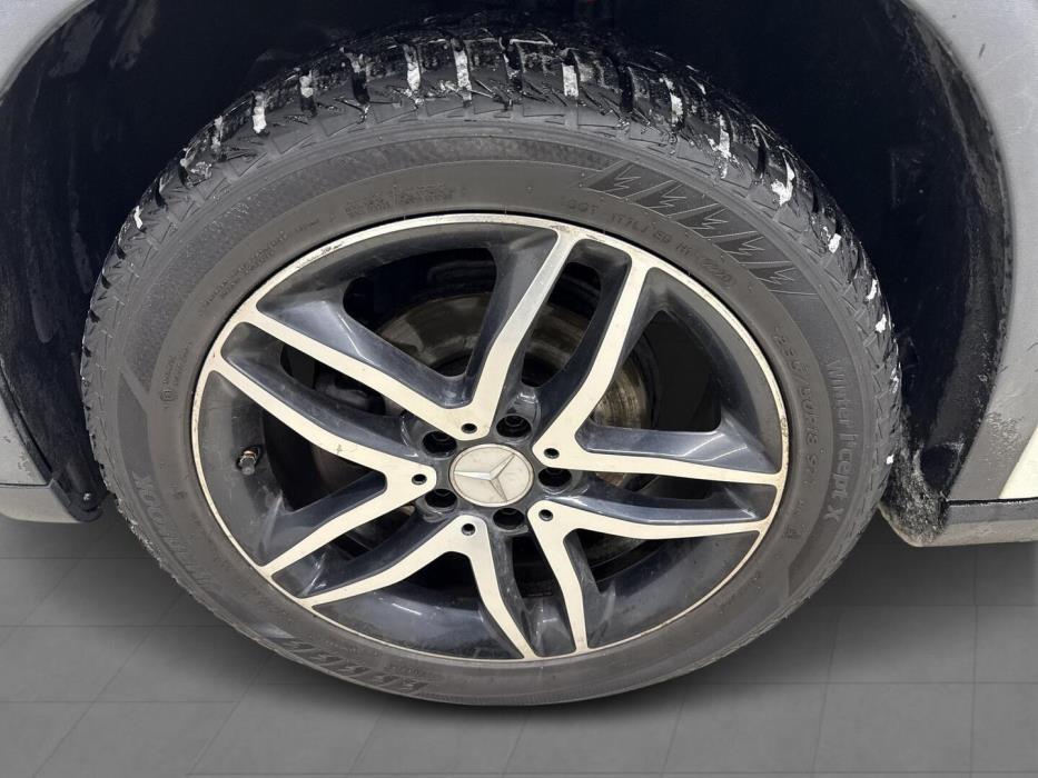 MERCEDES-BENZ GLA 2016