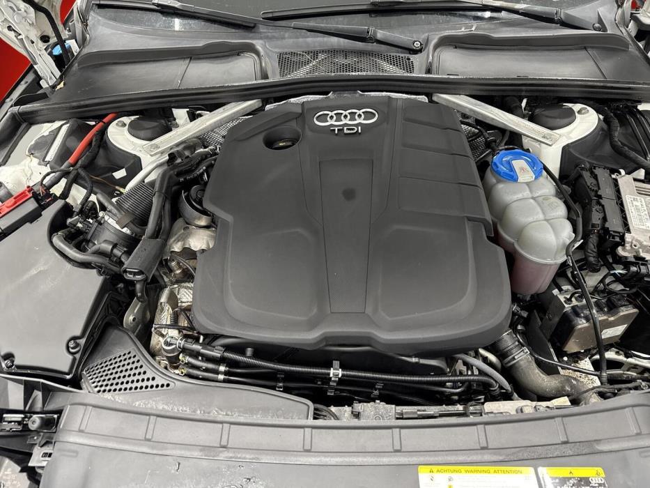 AUDI A4 2016