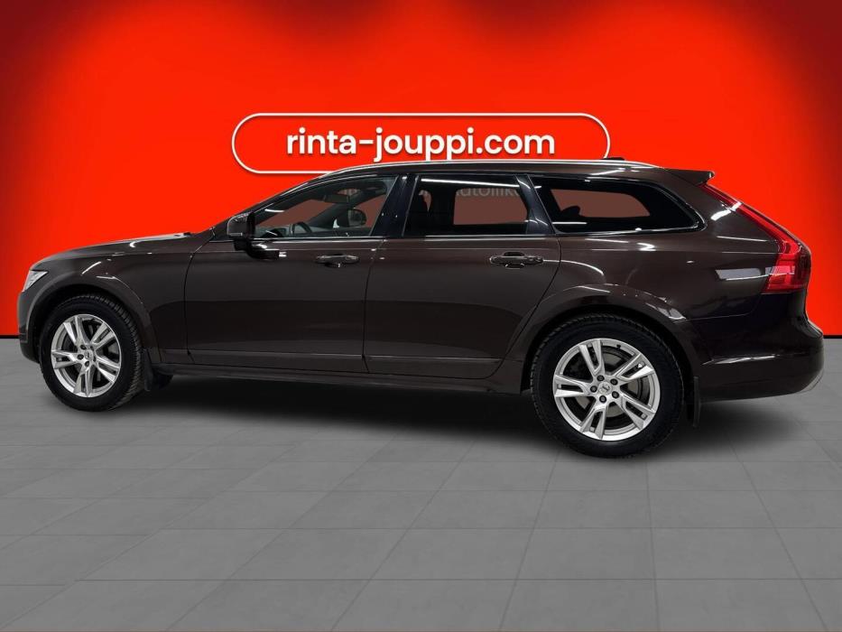 VOLVO V90 Cross Country 2017