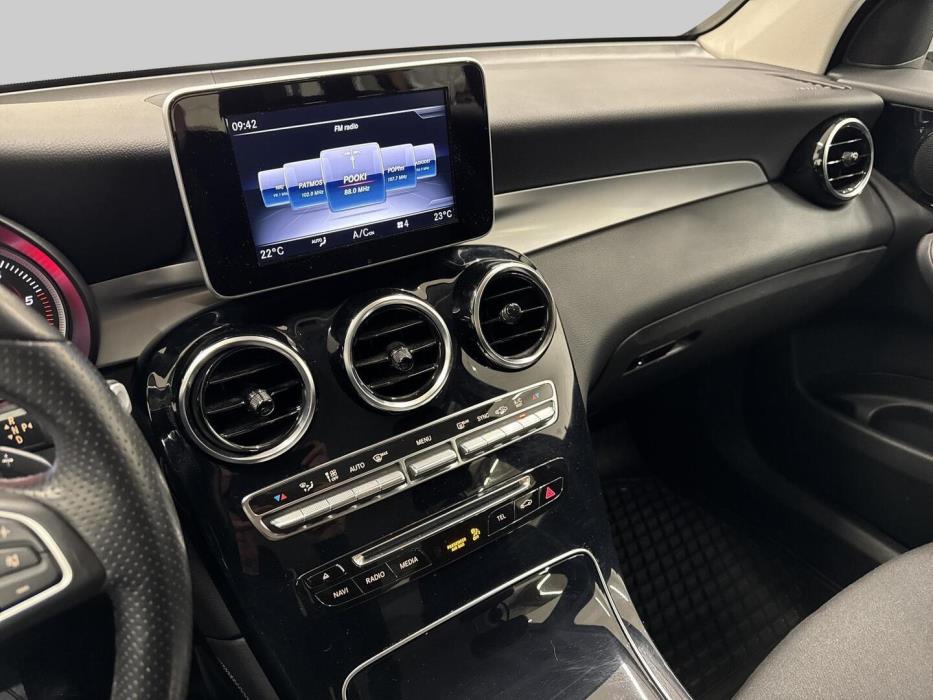 MERCEDES-BENZ GLC 2018