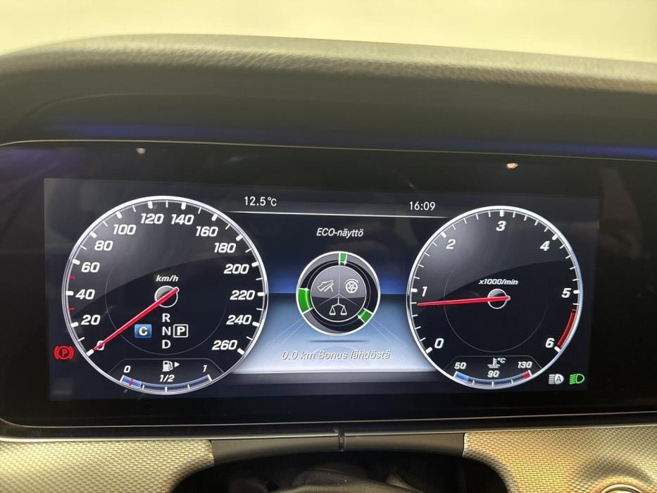 MERCEDES-BENZ E 2018