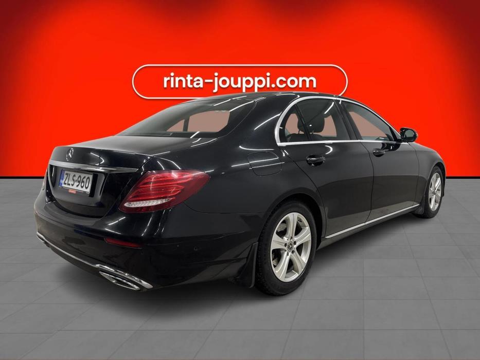 MERCEDES-BENZ E 2018