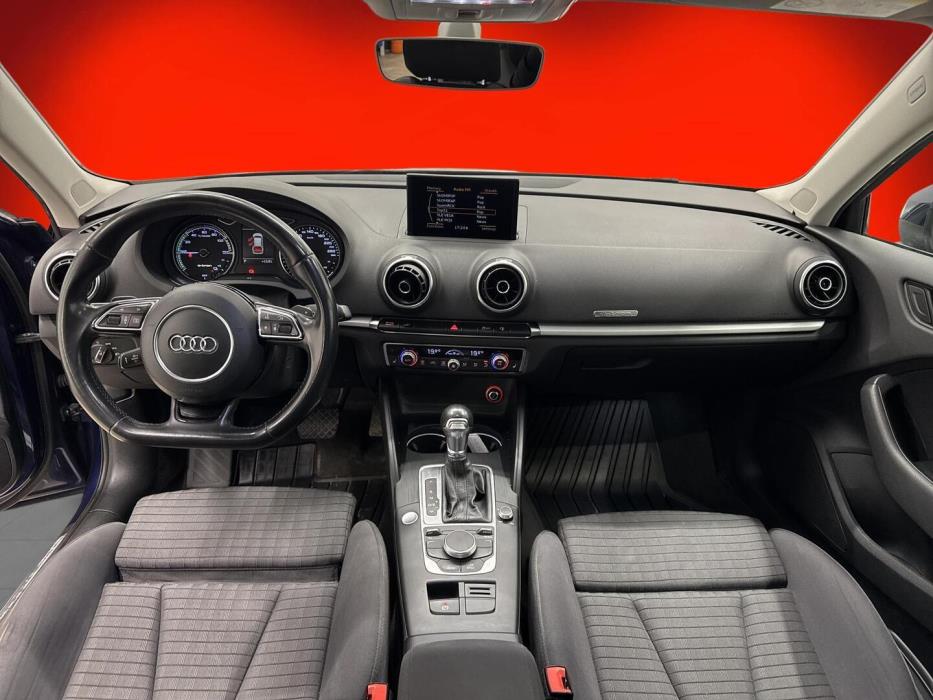 AUDI A3 2015