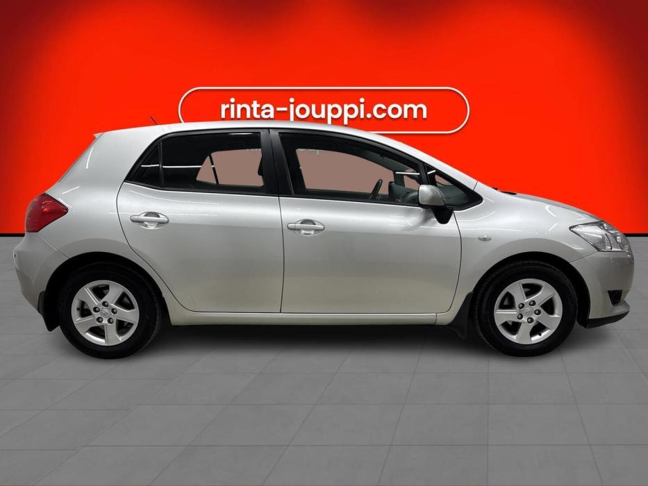 TOYOTA Auris 2007