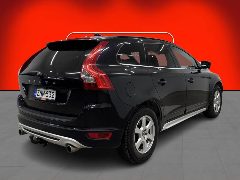 VOLVO XC60 2010