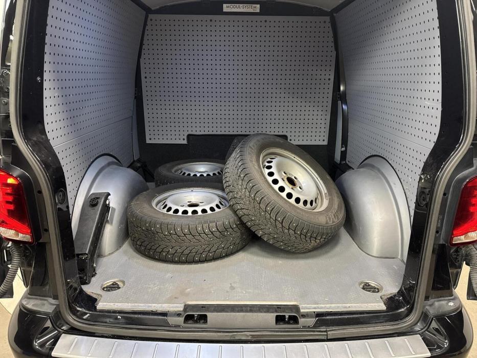VOLKSWAGEN Transporter 2021