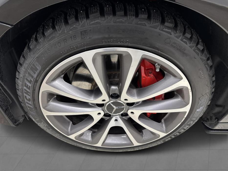 MERCEDES-BENZ E 2019