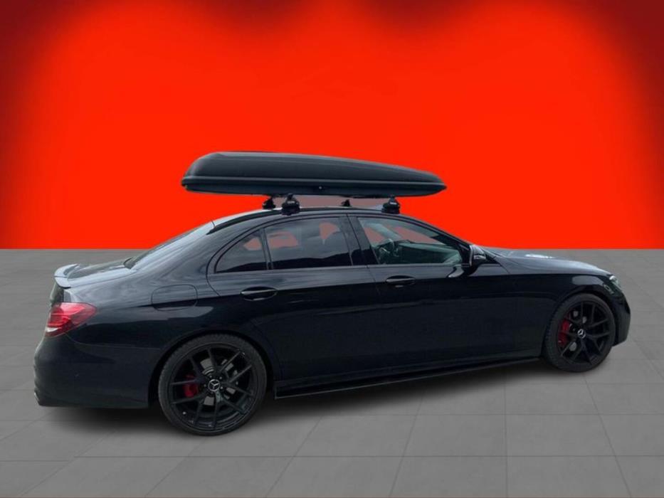 MERCEDES-BENZ E 2019