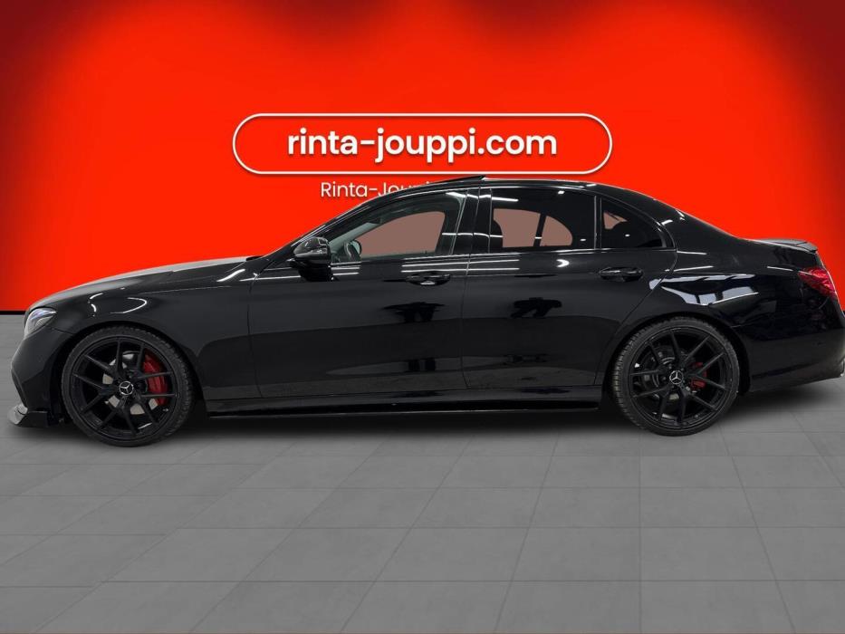 MERCEDES-BENZ E 2019