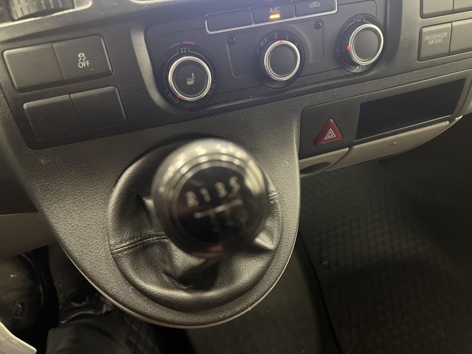 VOLKSWAGEN TRANSPORTER 2014