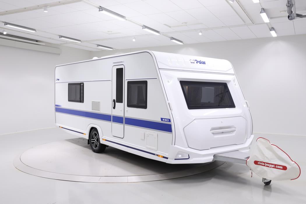 POLAR 590 2025