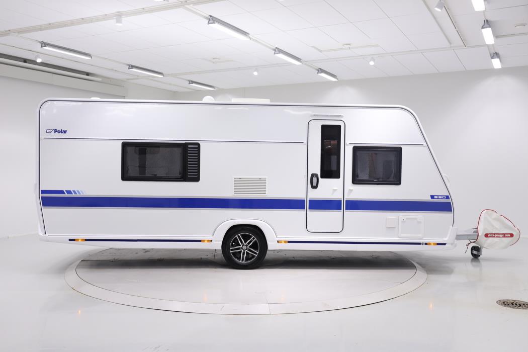 POLAR 590 2025