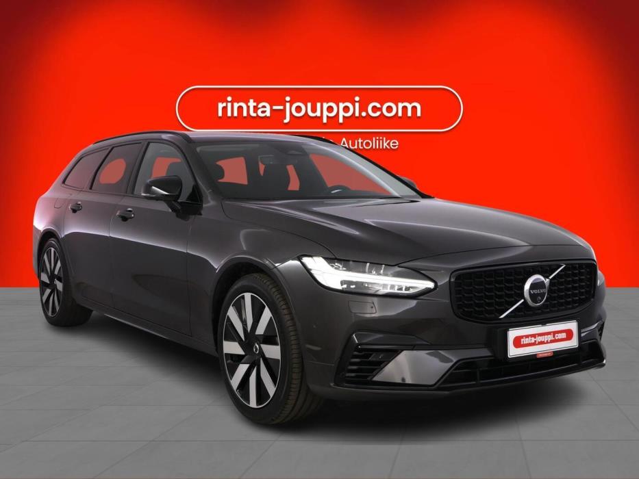 VOLVO V90 2025