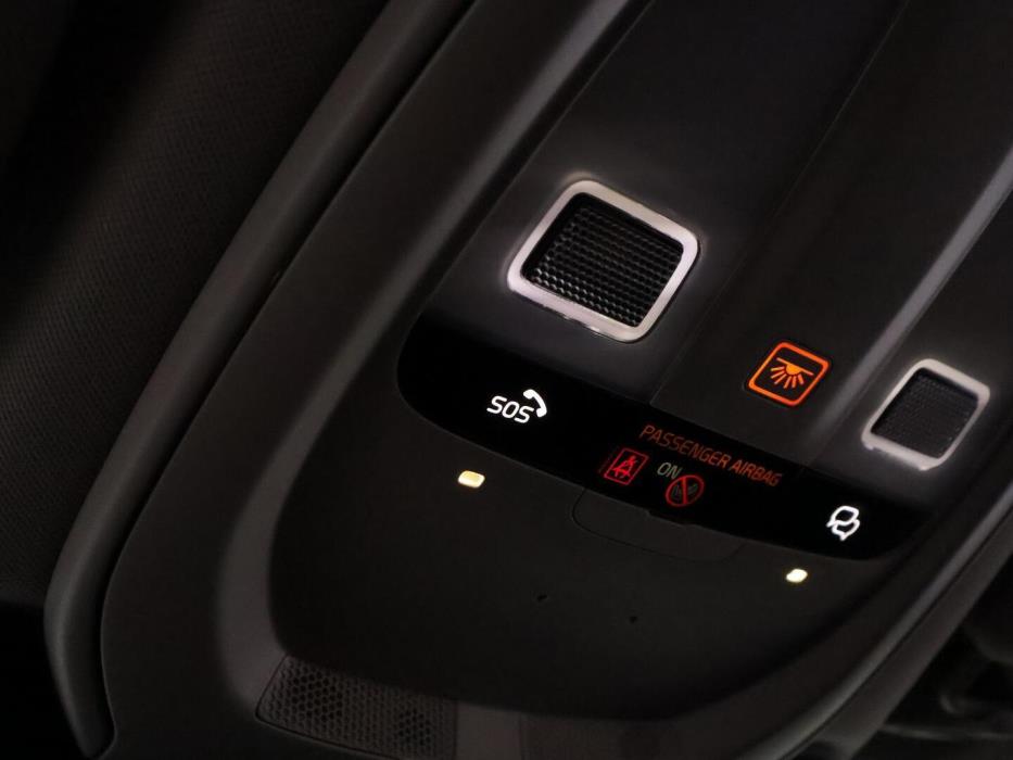 VOLVO V90 2025