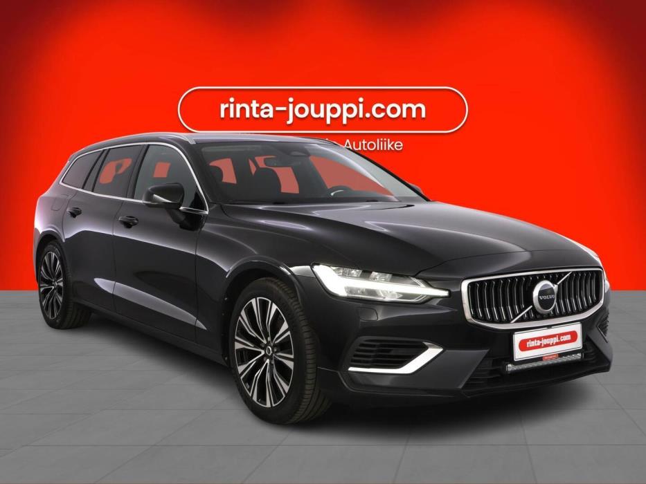 VOLVO V60 2023