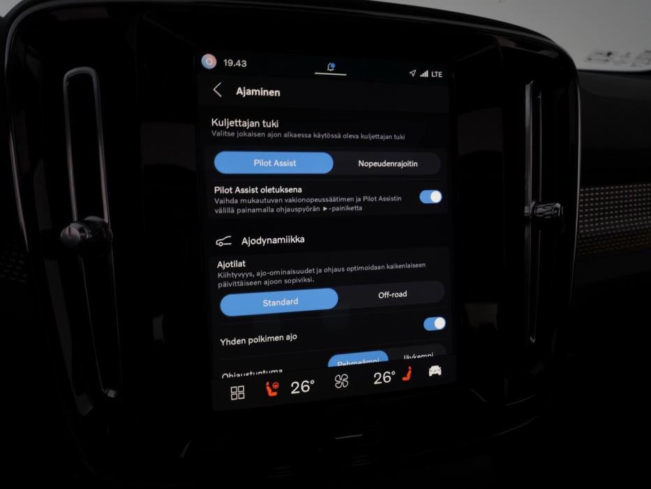 VOLVO XC40 2022