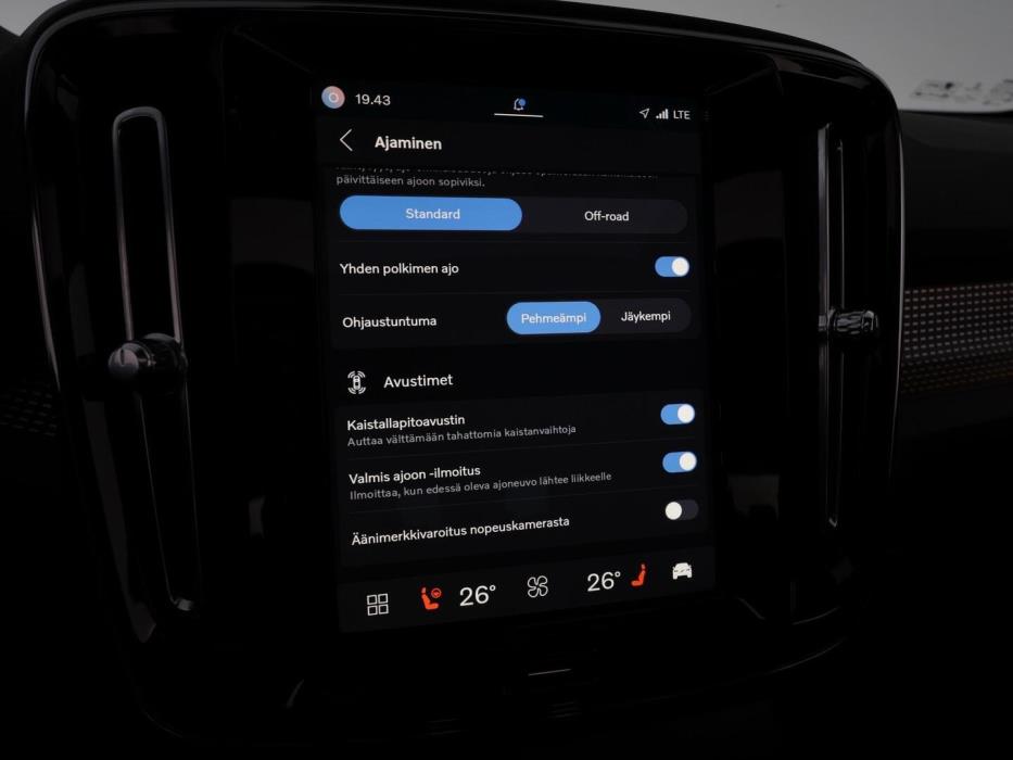 VOLVO XC40 2022