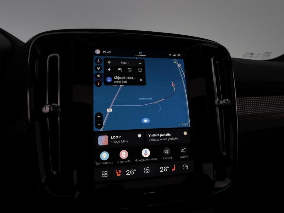 VOLVO XC40 2022