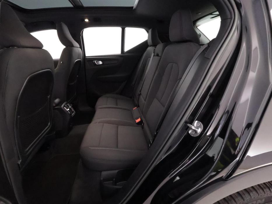 VOLVO XC40 2022