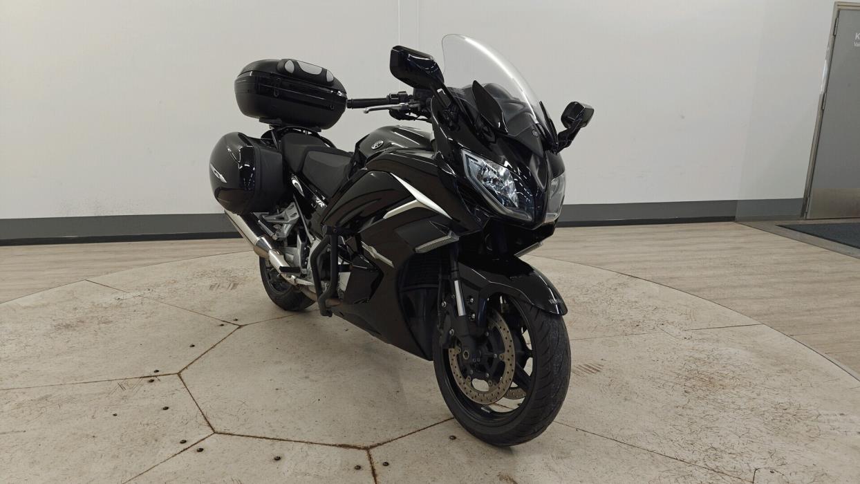 YAMAHA FJR 2014