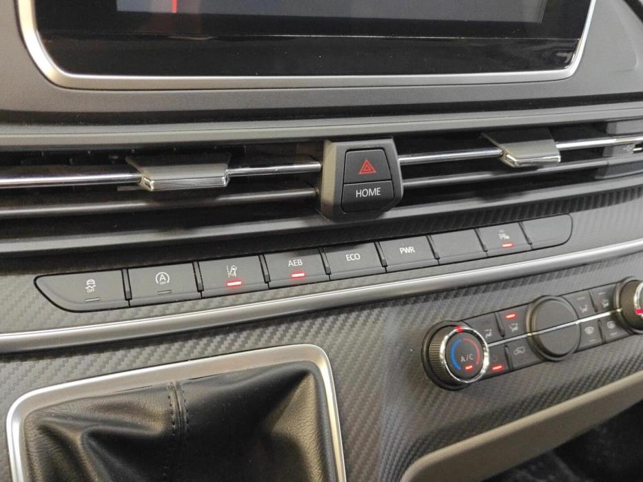 MAXUS DELIVER 9 2022