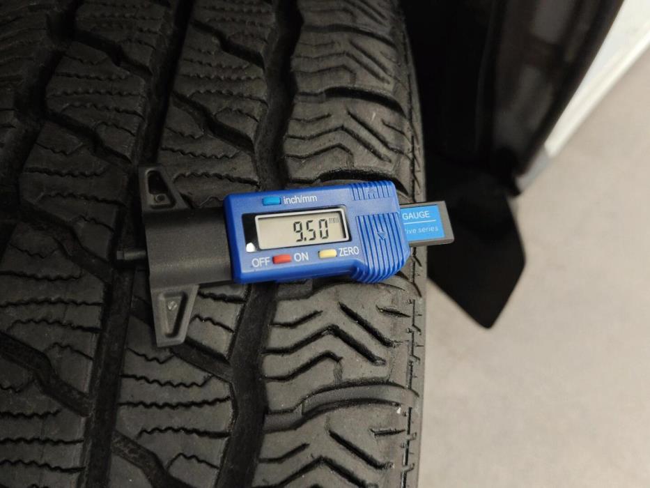 MAXUS DELIVER 9 2022