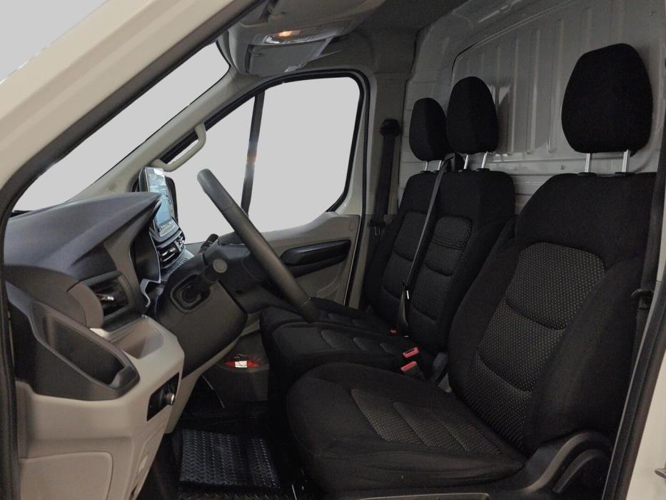 MAXUS DELIVER 9 2022