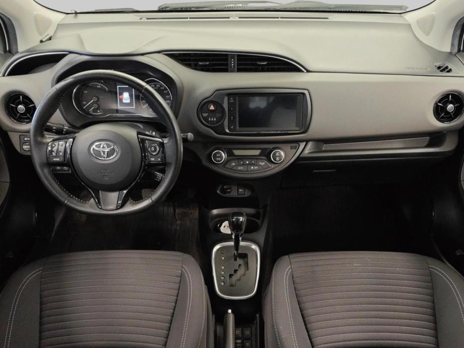 TOYOTA Yaris 2020