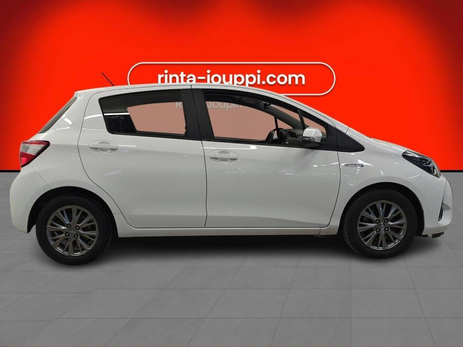 TOYOTA Yaris 2020