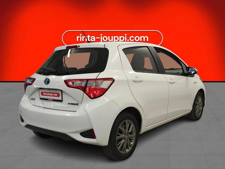 TOYOTA Yaris 2020