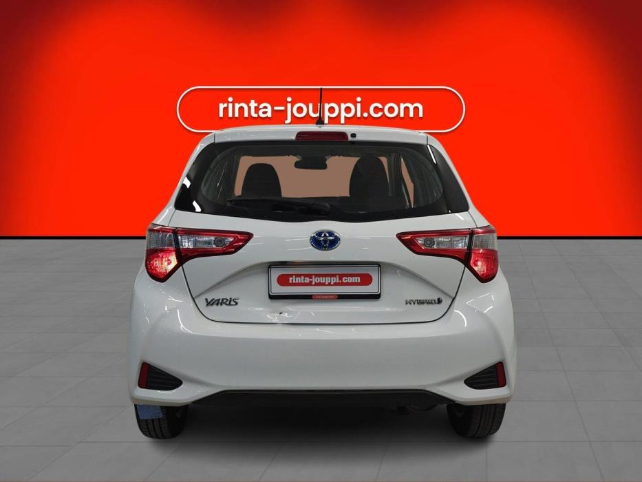 TOYOTA Yaris 2020