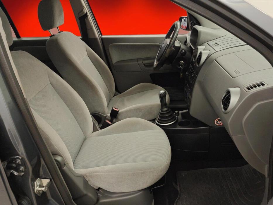 FORD Fusion 2003