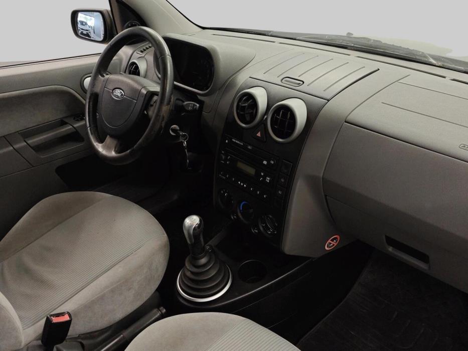 FORD Fusion 2003