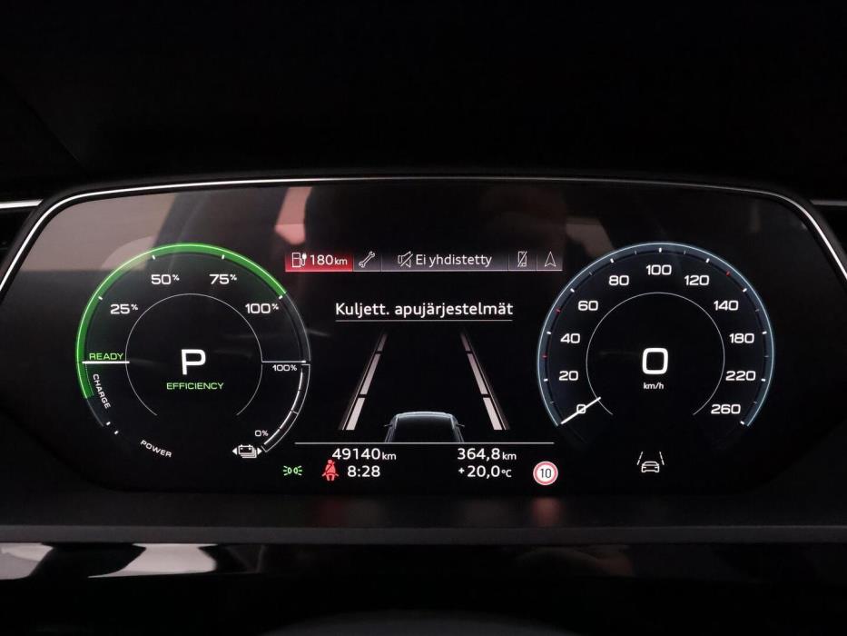 AUDI E-TRON 2022