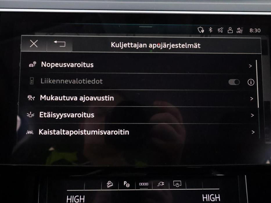 AUDI E-TRON 2022