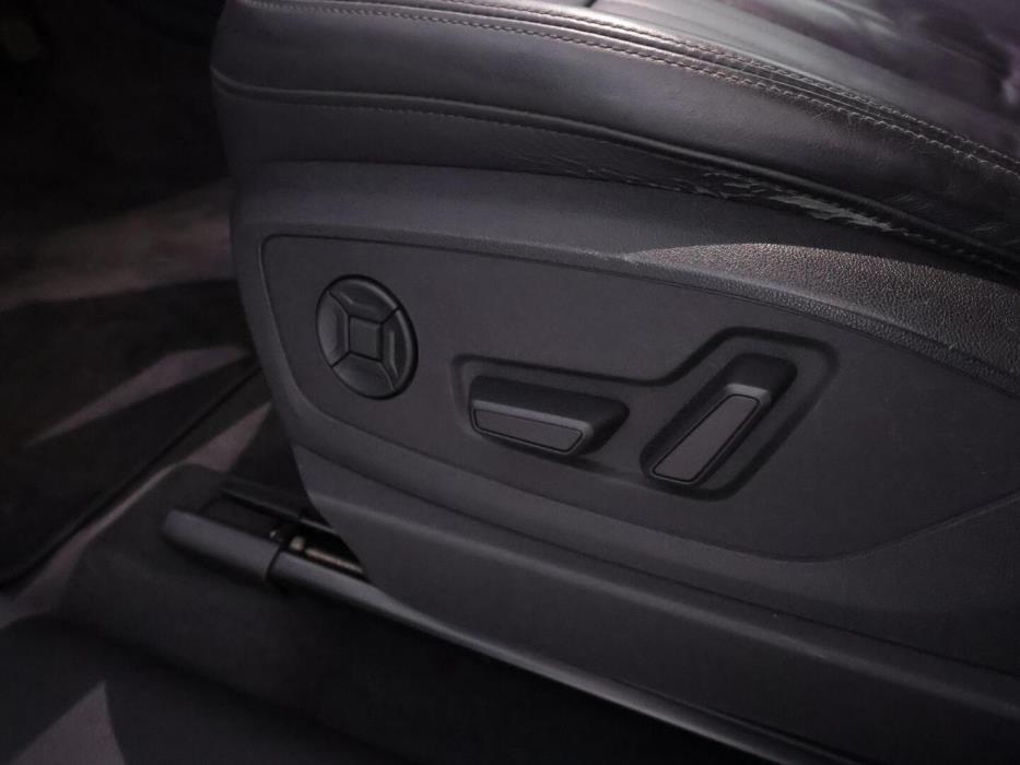 AUDI E-TRON 2022