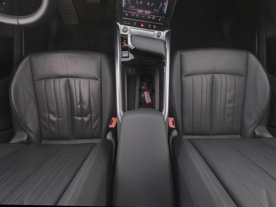 AUDI E-TRON 2022