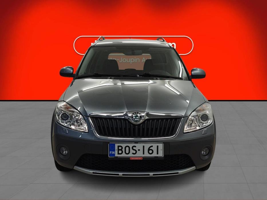 SKODA Roomster 2012