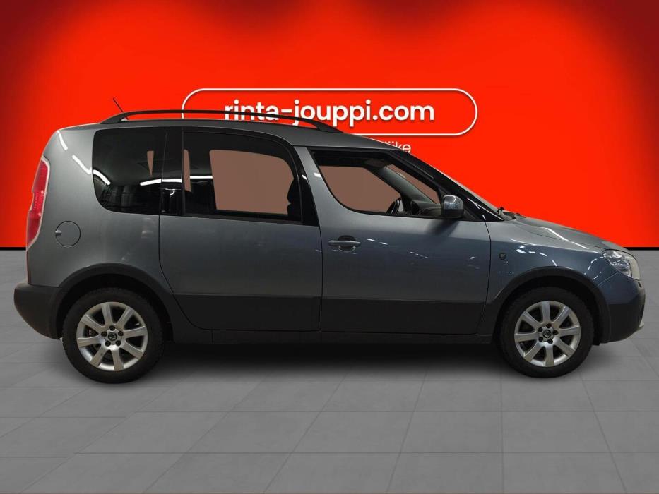SKODA Roomster 2012